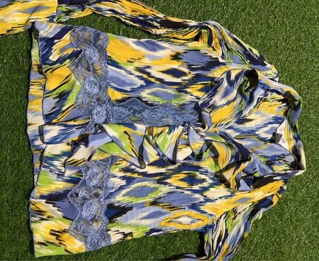 ALLISON TAYLOR Abstract-Print-Bluse mit Spitzenbesatz