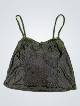 Camisole en dentelle noire