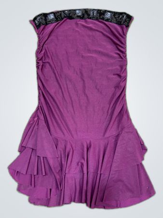 Robe violine à volants