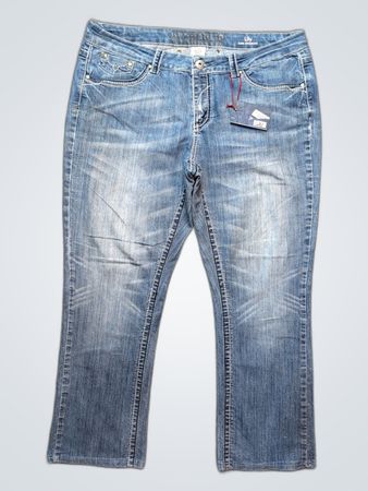 Lily Slim Straight Jeans