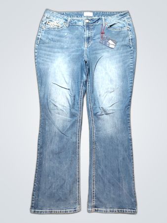 Jean en denim à coupe bottleneck sans marque