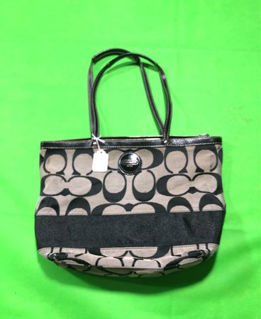 Cabas Signature Coach