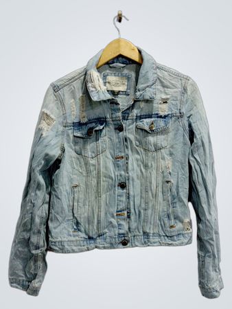 ASHLEY VINTAGE CHARM Distressed Denim Jacket