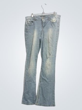Lei Ashley Lowrise Boot Jeans