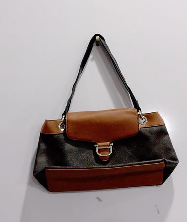 Nine West Shoulder Bag