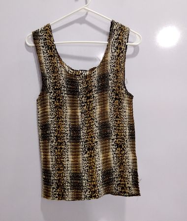 Sleeveless Top with Animal Print