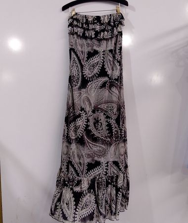 Robe maxi sans bretelles à imprimé paisley Eyelash Couture