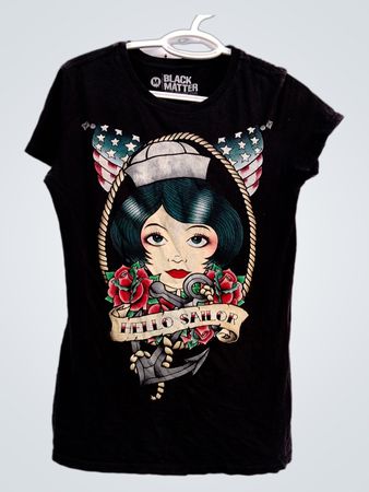 T-shirt graphique "Hello Sailor" Black Matter