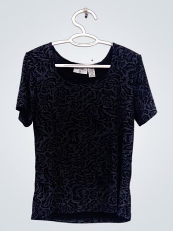 Kathy Ireland Women's Black Floral Print Short Sleeve Top