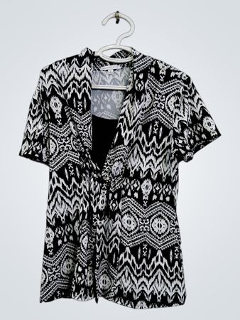 NOTATIONS Schwarze & weiße gemusterte Bluse