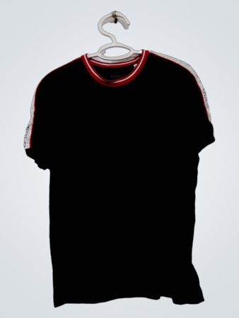 Guess T-Shirt