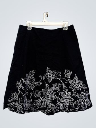 Cleo Petites schwarzer bestickter A-Linien-Rock