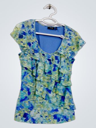 Apt. 9 Women's Blue Floral Ruffle Top