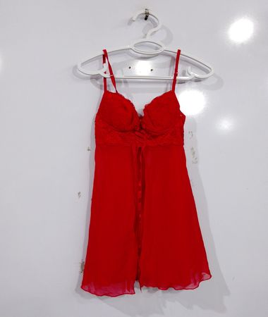 Native Intimates Rotes Chemise mit Spitzenbesatz
