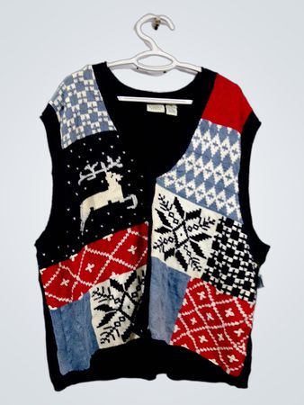 Classic Elements Damen Weste mit Patchwork, Rentier- und Schneeflockenmotiv