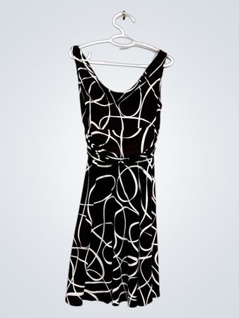 Maggy London Petite Damen ärmelloses Kleid mit geometrischem Muster