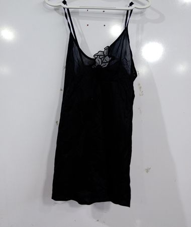 Schwarzes Slipdress
