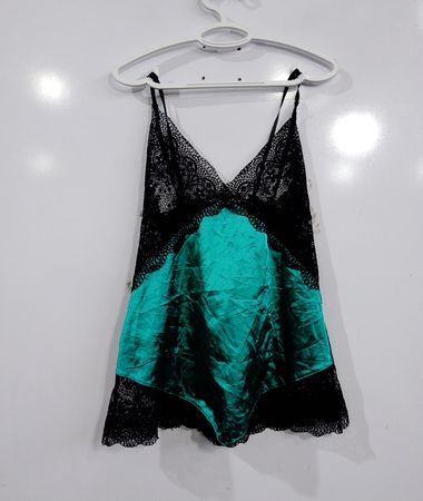 YANDY.COM COLLECTION Türkis und Schwarz mit Spitzenbesatz Cami