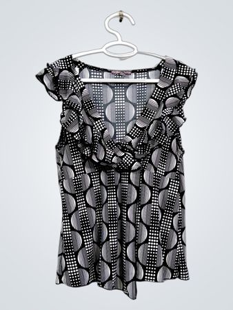 Sugic Couture Damenbluse mit gerafftem Kragen