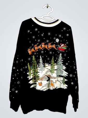 Schwarzer Weihnachtspullover mit Szene von Weihnachtsmann und Rentieren