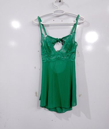 Grünes Spitzen-Babydoll