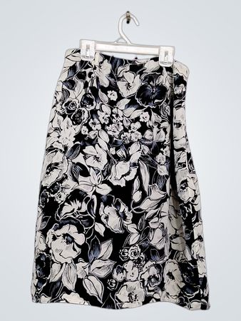 Charter Club Women's geblümter Midi-Rock Größe 8