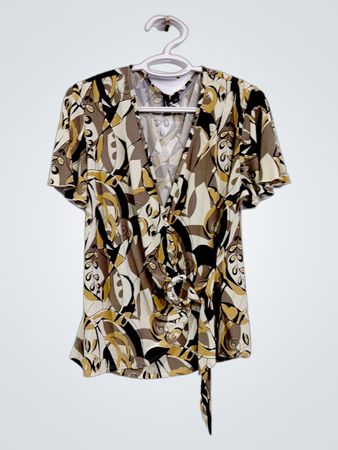 Essentials by Milano Damen V-Ausschnitt-Oberteil mit abstraktem Druck