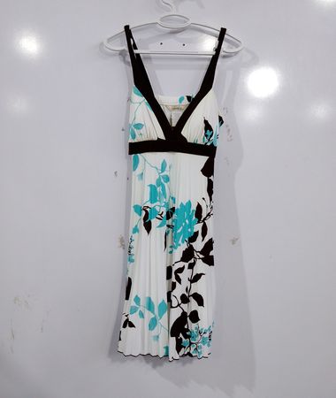 Speechless Blumenmuster Faltenkleid