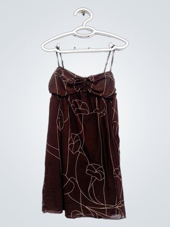 Studio Petite Braun geblümtes Kleid