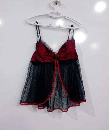 Schwarz-rotes Babydoll-Unterwäsche