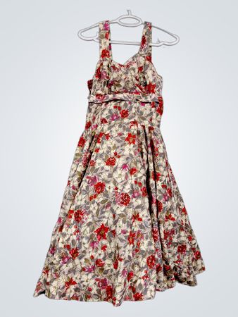 Kleid mit Blumenmuster