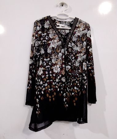 Cleo Bluse mit Blumenmuster und langen Ärmeln