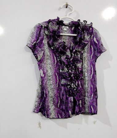 JAIPUR Damen lila & schwarz Schlangenprint Rüschenbluse