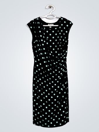 Dressbarn Schwarzes Midikleid mit Polka-Dots