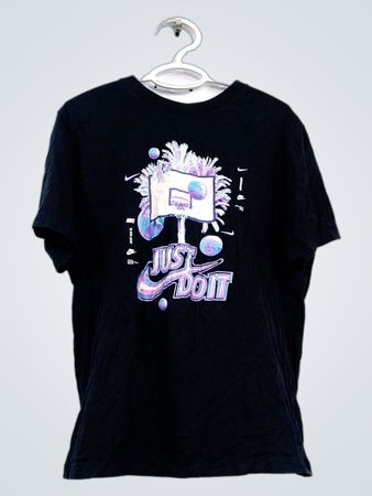 Nike Just Do It Graphic T-Shirt