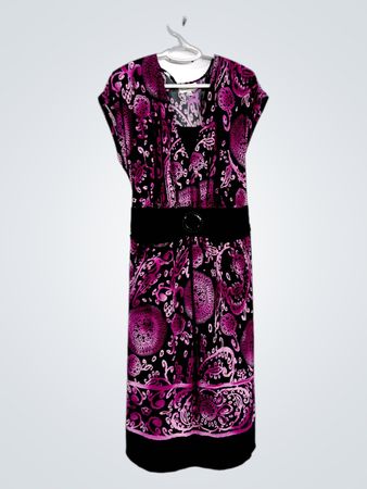 Olivia Matthews rosa-schwarzes gemustertes Kleid mit Gürtel