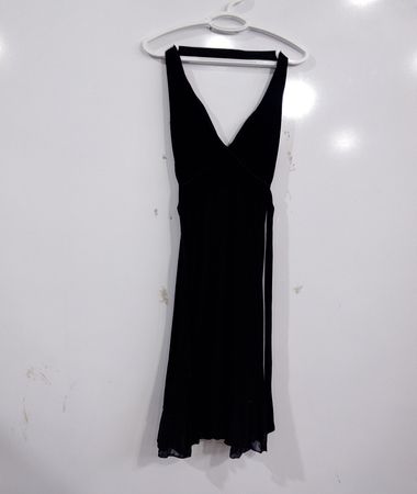 Noli schwarzes Neckholder-Kleid