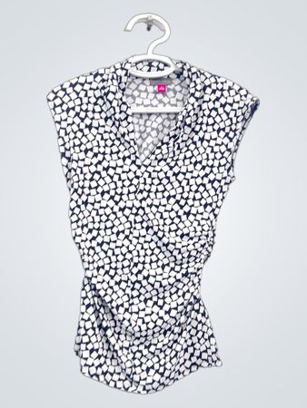 Vince Camuto ärmelloses gerafftes Oberteil