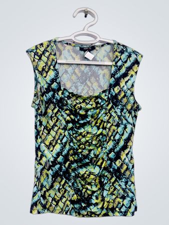 Style & Co. Ärmelloses, gerafftes Oberteil mit Schlangenmuster