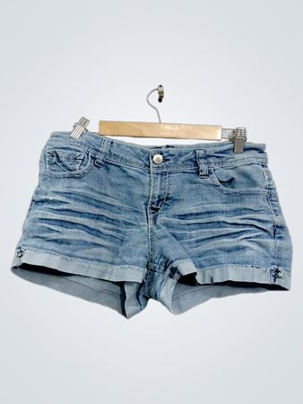 NO BOUNDARIES Denim-Shorts