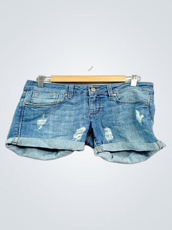 Rustikale Damen-Jeans Shorts mit aufgerautem, umgeschlagenem Saum