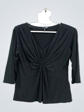 Des Filles Black Twist Front V-Neck Top