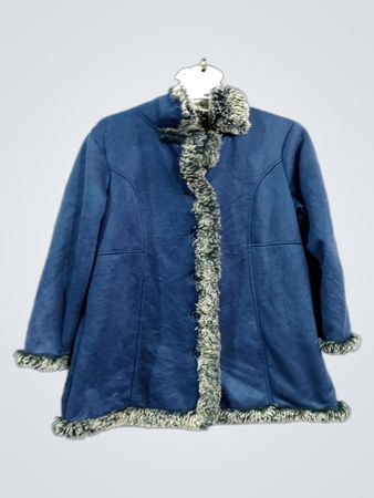 Back in the Saddle Blue Mantel mit blauer Kunstpelzbesatz