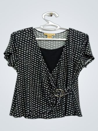 Notations Damen Schwarzes & Weißes gemustertes Faux-Wickel-Oberteil mit Ringdetail
