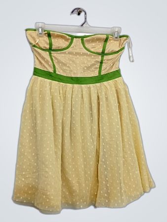 ark & co. Gelbes trägerloses Kleid mit Polka-Dots