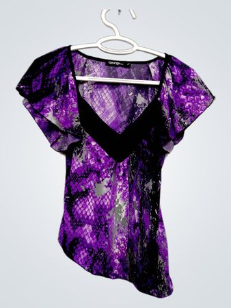 George Women's Purple Snake Print Blouse

George Women's Purple Snake Print Blouse