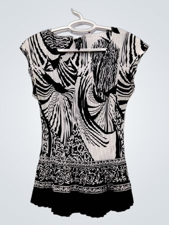 MILANO Black and White Printed Top