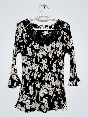 NICOLA Black and White Floral Print Bell Sleeve Peplum Top
