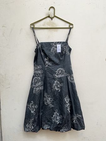Robe mini florale noire