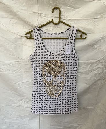 Tank Top with Skull and Star Pattern